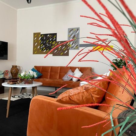 Villa Oni Tirana Eksteriør billede