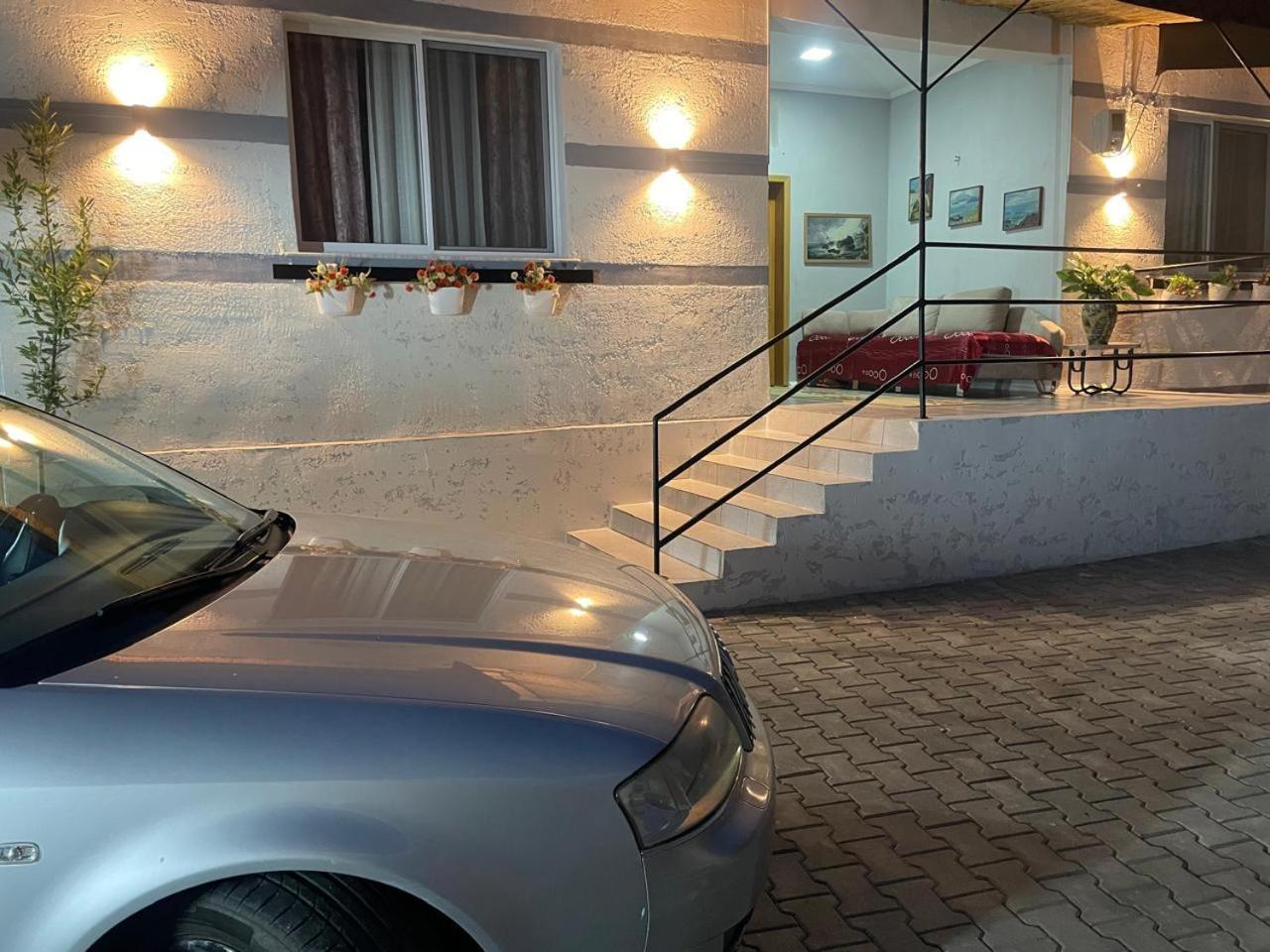 Villa Oni Tirana Eksteriør billede